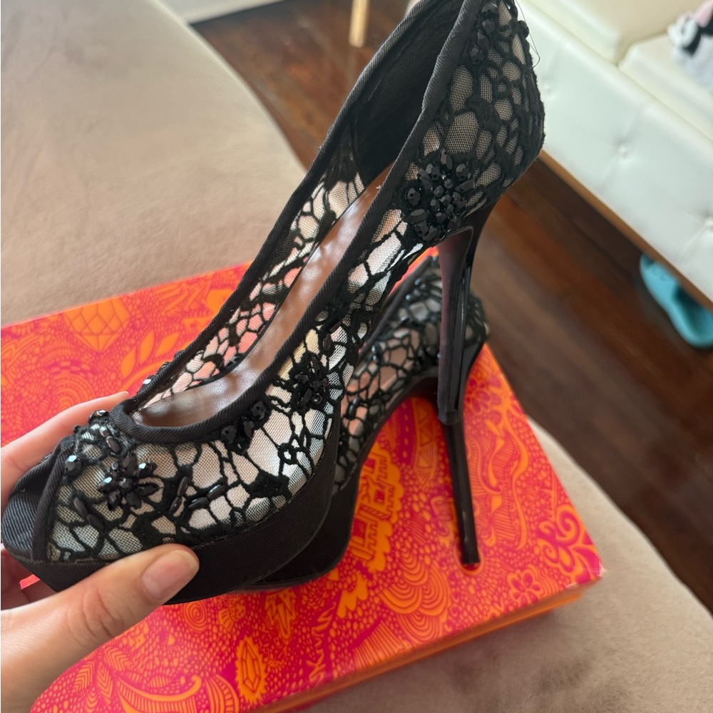 Elegant Black Lace Women Shoes